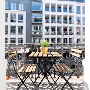 lichtrijk-appartement-op-toplocatie-in-gent.hotelsghent.com/